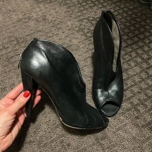 Vince Camuto black booties zip up back